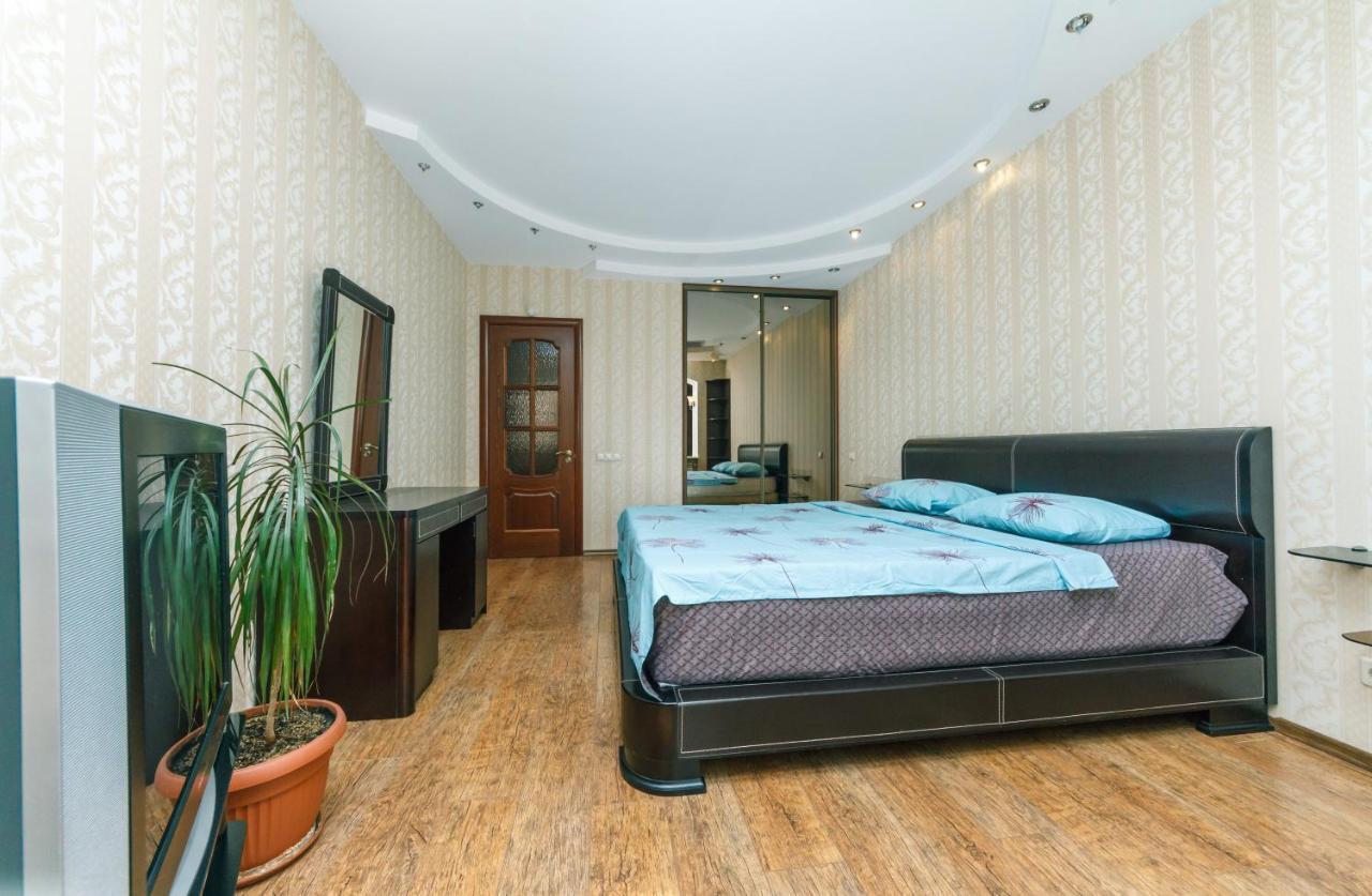 Househome Kiew Exterior foto